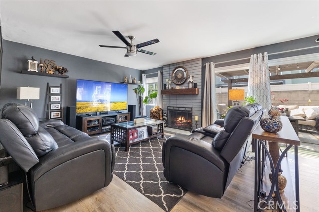 Detail Gallery Image 37 of 40 For 2102 Tern Bay Ln, Lakewood,  CA 90712 - 5 Beds | 2/1 Baths