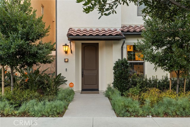 Detail Gallery Image 3 of 52 For 214 Elkhorn, Irvine,  CA 92618 - 3 Beds | 3/1 Baths