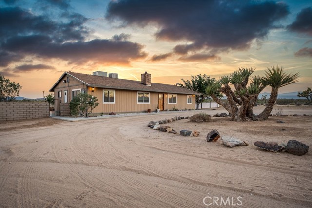 Detail Gallery Image 1 of 70 For 59377 Belfair Dr, Yucca Valley,  CA 92284 - 3 Beds | 4 Baths