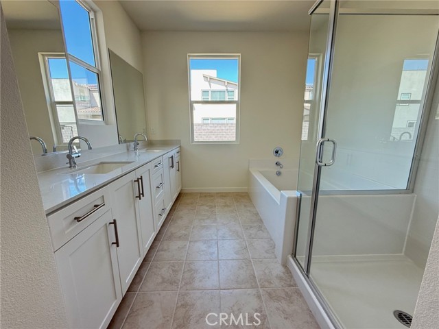4811 Swallowtail Lane, Fontana, California 92336, 5 Bedrooms Bedrooms, ,4 BathroomsBathrooms,Residential,For Sale,4811 Swallowtail Lane,CRCV24155203