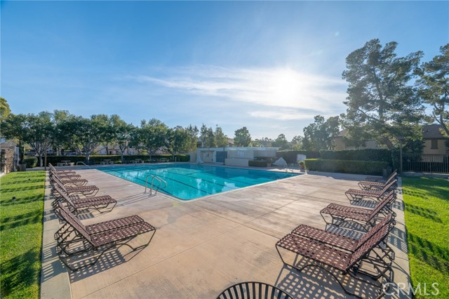 Detail Gallery Image 49 of 55 For 72 Vassar Aisle, Irvine,  CA 92612 - 3 Beds | 3 Baths