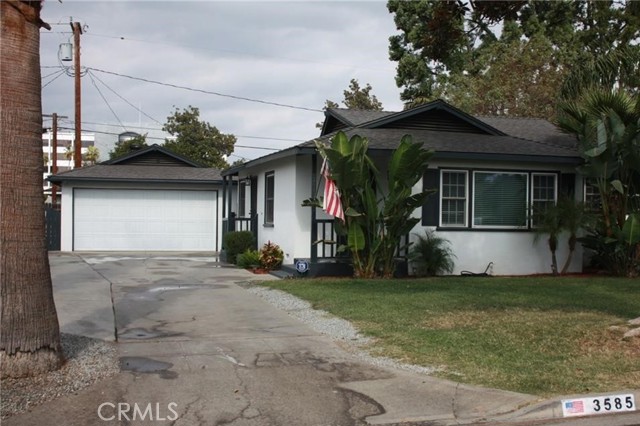 3585 Timothy Way, Riverside CA: https://media.crmls.org/medias/7cb082b5-15d1-4741-81d4-0e239ac254fe.jpg