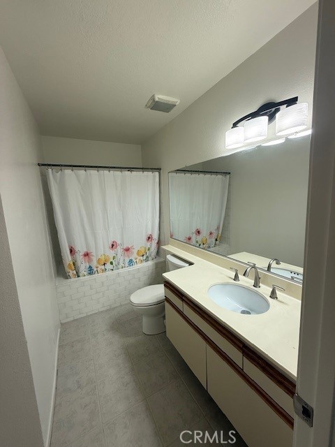 Detail Gallery Image 14 of 21 For 27648 Susan Beth Way #H,  Saugus,  CA 91350 - 2 Beds | 1 Baths