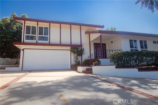 12 Hitching Post Dr, Rolling Hills Estates, California 90274, 4 Bedrooms Bedrooms, ,2 BathroomsBathrooms,For Sale,Hitching Post Dr,MB21091315