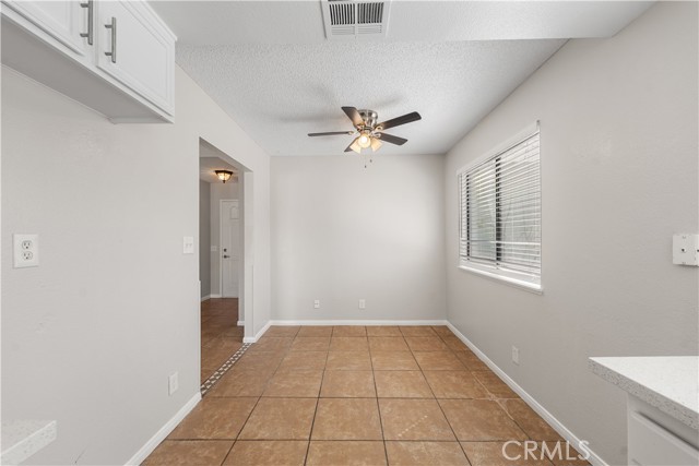 Detail Gallery Image 15 of 35 For 38115 41st St, Palmdale,  CA 93552 - 3 Beds | 2 Baths