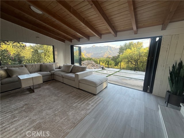 2600 Topanga Skyline photo 28