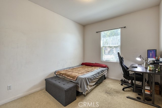 Detail Gallery Image 13 of 29 For 7197 Tiburon Dr, Corona,  CA 92880 - 3 Beds | 2/1 Baths