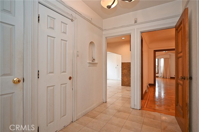 Detail Gallery Image 23 of 38 For 100 Gaven St, San Francisco,  CA 94134 - 2 Beds | 1 Baths