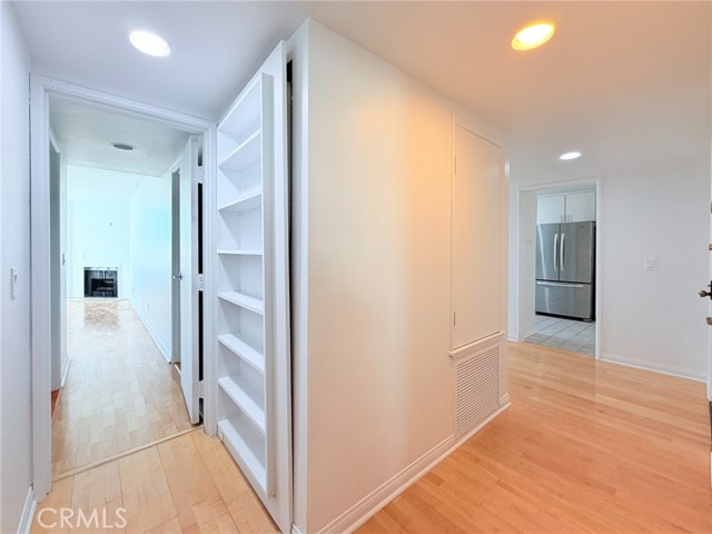 Detail Gallery Image 25 of 50 For 1129 Larrabee St #10,  West Hollywood,  CA 90069 - 2 Beds | 2 Baths