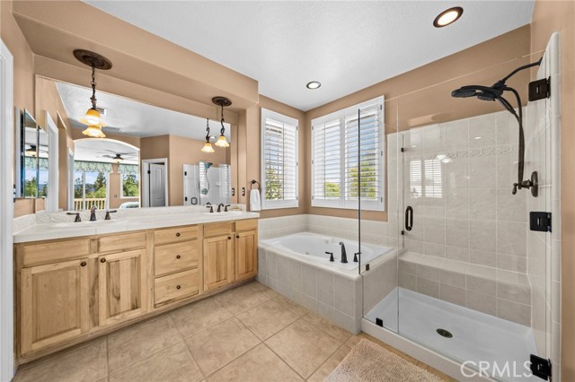32409 Favara Drive, Temecula CA: https://media.crmls.org/medias/7cb46383-fb7f-4298-adcd-4ba1b2e8b33e.jpg