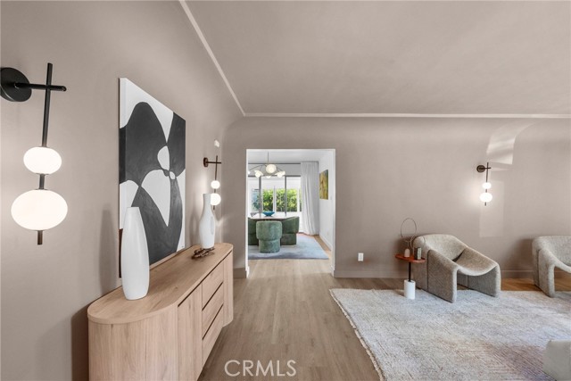 Detail Gallery Image 6 of 43 For 3812 Roderick Rd, Los Angeles,  CA 90065 - 3 Beds | 2 Baths