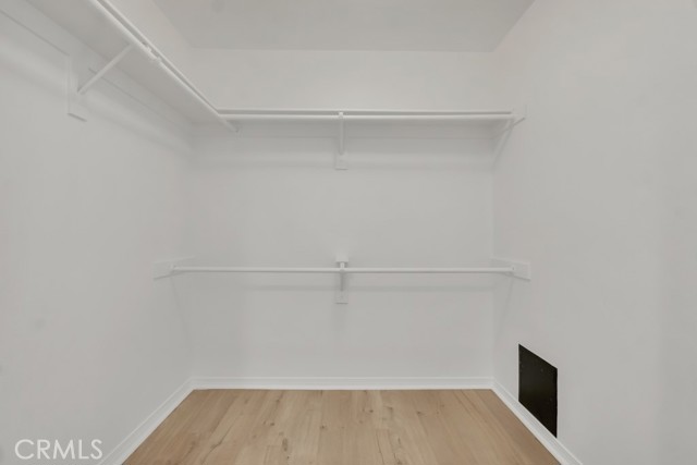 Image 18 of 39 For 17735 Kinzie Street 304