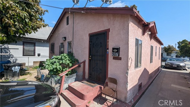 Detail Gallery Image 11 of 22 For 905 W 60th St, Los Angeles,  CA 90044 - – Beds | – Baths