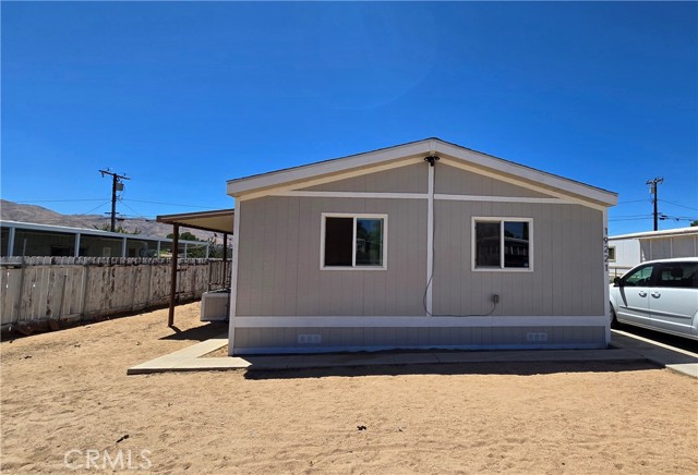 19221 Westlawn Street, Hesperia CA: https://media.crmls.org/medias/7cb5ebe3-7578-4889-8cb4-e33b9bf884de.jpg