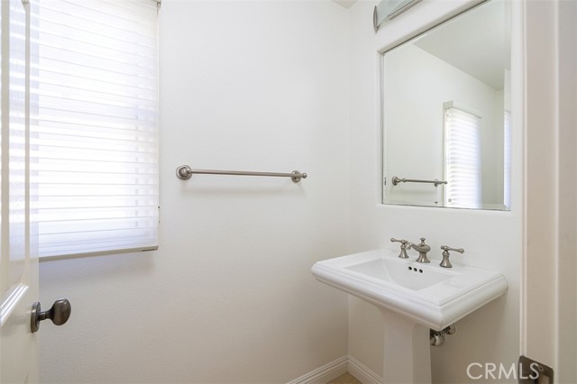 Detail Gallery Image 6 of 28 For 2500 Bungalow Pl #89,  Corona Del Mar,  CA 92625 - 2 Beds | 2/1 Baths