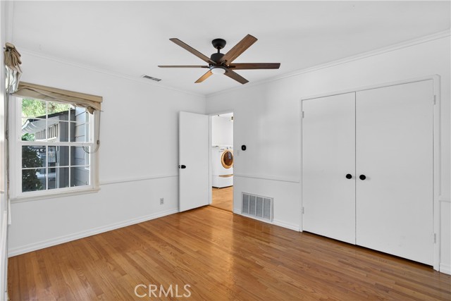 Detail Gallery Image 8 of 16 For 5007 Canoga Avenue, Woodland Hills,  CA 91364 - 3 Beds | 2 Baths