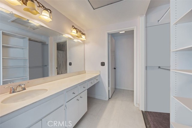 Detail Gallery Image 15 of 19 For 21107 via Arnaz, Yorba Linda,  CA 92887 - 2 Beds | 2/1 Baths