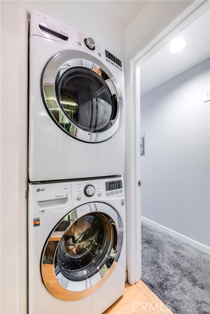 Detail Gallery Image 19 of 34 For 1401 S Bentley Ave #203,  Los Angeles,  CA 90025 - 2 Beds | 3 Baths