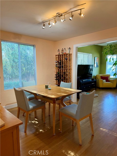 Detail Gallery Image 9 of 30 For 1607 Glenwood, Glendale,  CA 91201 - 2 Beds | 1 Baths