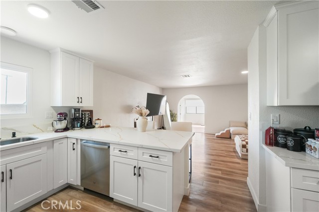 Detail Gallery Image 10 of 35 For 7648 Jimson, California City,  CA 93505 - 2 Beds | 2 Baths