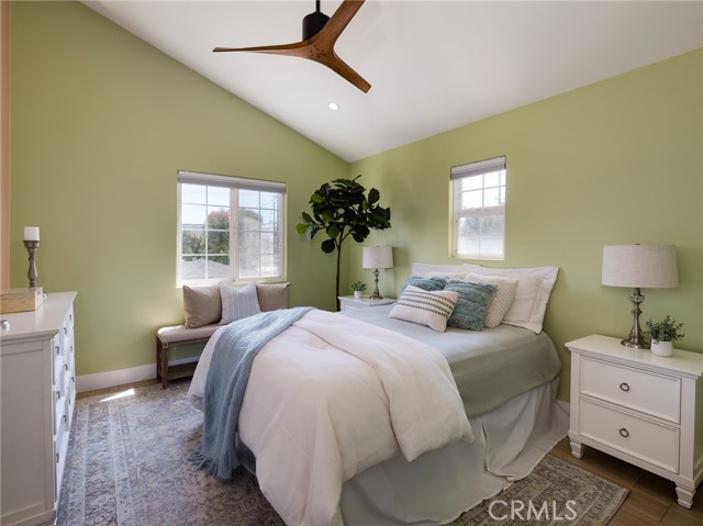 3rd bedroom updstairs has vaulted ceilings, black out blinds & ceiling fan