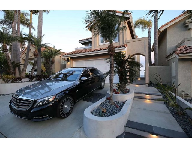 87 Palm Beach Court, Dana Point CA: https://media.crmls.org/medias/7cbbe35b-a18e-45f4-9c9c-e7b3db47ef35.jpg