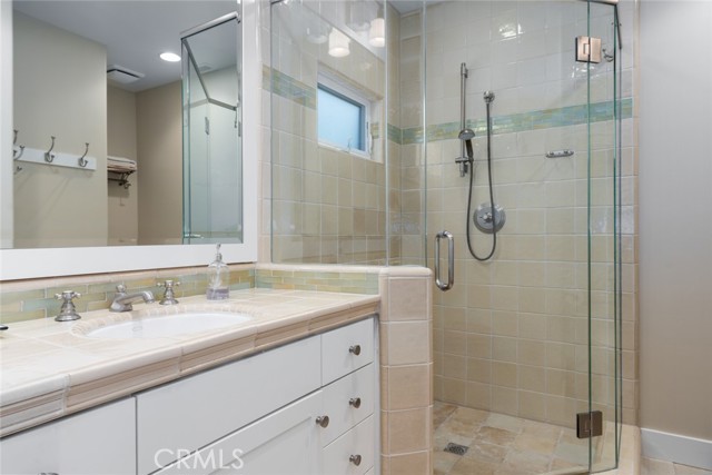 7cbbf1ff Cc65 46c4 A28b C00c57013844