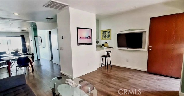 Detail Gallery Image 6 of 14 For 467 S Calle El Segundo #D3,  Palm Springs,  CA 92262 - 1 Beds | 1 Baths