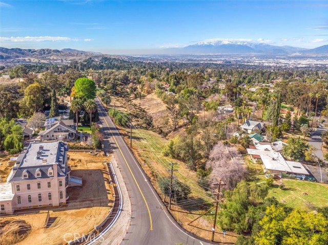 Detail Gallery Image 3 of 19 For 724 W Sunset Dr, Redlands,  CA 92373 - – Beds | – Baths
