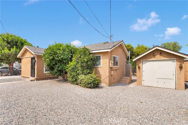 Detail Gallery Image 1 of 30 For 1317 Clay St, Redlands,  CA 92374 - 2 Beds | 2 Baths