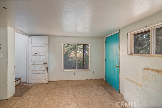 Detail Gallery Image 19 of 34 For 5057 Oak Rd, Mariposa,  CA 95338 - 2 Beds | 2 Baths