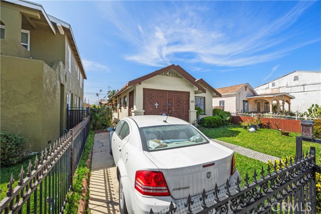 Detail Gallery Image 4 of 20 For 2173 Olive, Long Beach,  CA 90806 - 3 Beds | 1 Baths