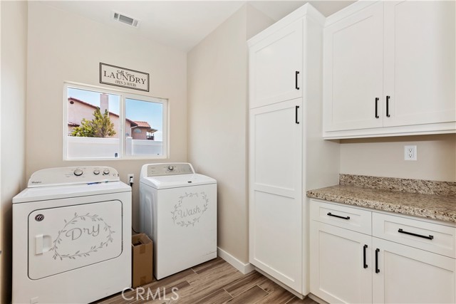 Detail Gallery Image 20 of 29 For 14027 Driftwood Dr, Victorville,  CA 92395 - 4 Beds | 2 Baths