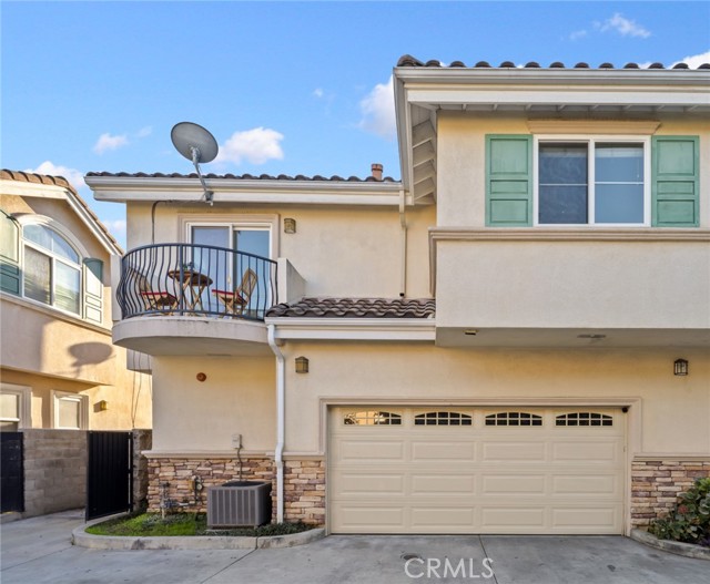 Detail Gallery Image 4 of 36 For 841 S Greenwood #D,  Montebello,  CA 90640 - 3 Beds | 3 Baths