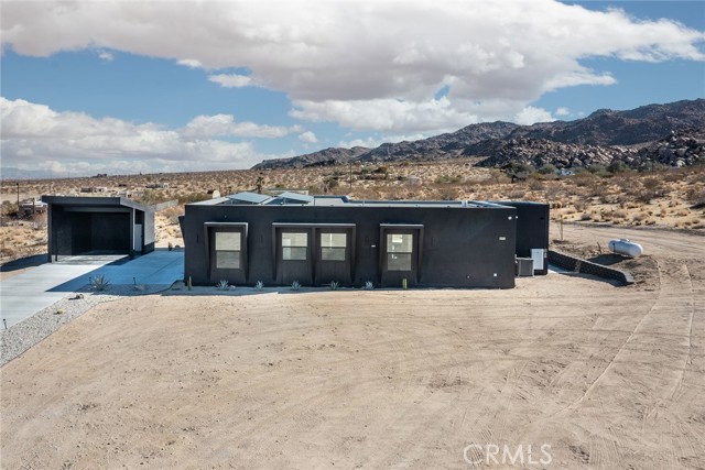6991 Mount Lassen Avenue, Joshua Tree, California 92252, 3 Bedrooms Bedrooms, ,3 BathroomsBathrooms,Residential Lease,For Rent,6991 Mount Lassen Avenue,CRJT25013170