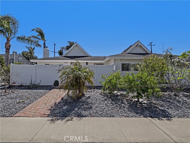 Detail Gallery Image 45 of 45 For 9382 Molokai Dr, Huntington Beach,  CA 92646 - 4 Beds | 3 Baths