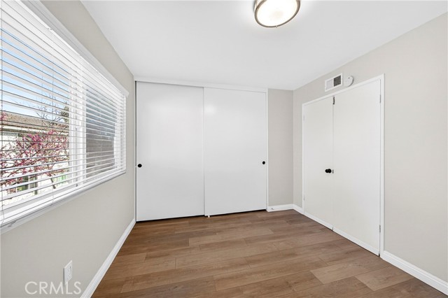 Image 32 of 60 For 11370 Nashawena Court