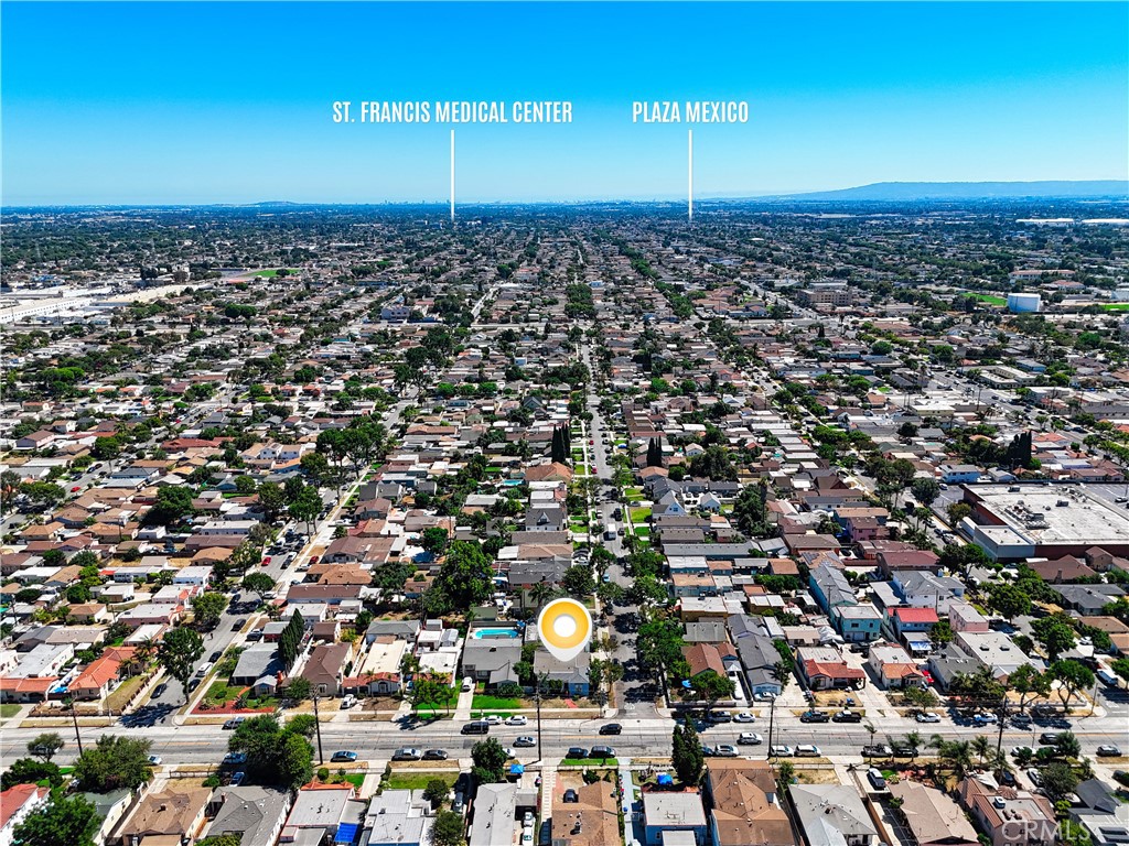 https://media.crmls.org/medias/7cbfd749-fbcc-47f1-a7e8-2c09531cdd88.jpg?preset=X-Large