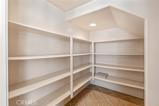 Detail Gallery Image 16 of 41 For 1070 Mandevilla Way, Corona,  CA 92879 - 3 Beds | 3/1 Baths