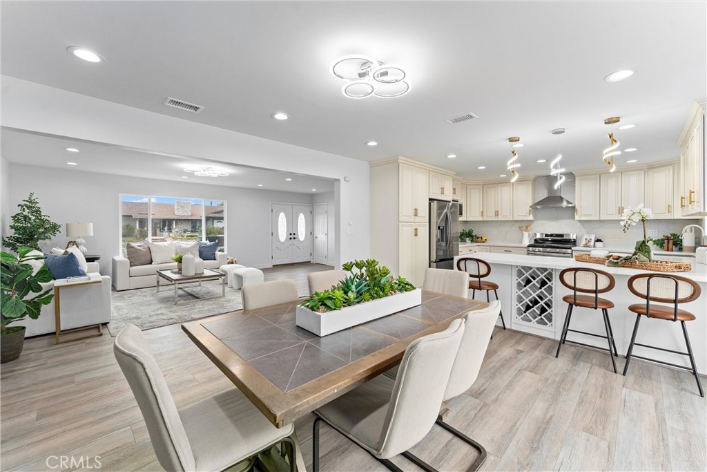 7cc1ce9c 96a1 4cb3 Aa69 1703135e325c