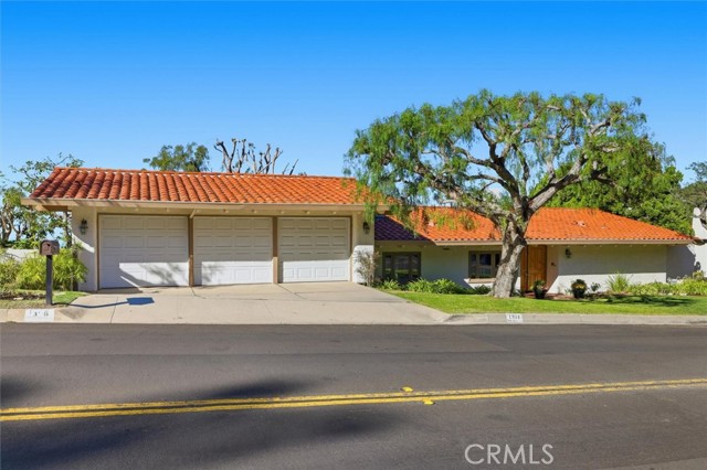 Detail Gallery Image 2 of 74 For 1308 via Coronel, Palos Verdes Estates,  CA 90274 - 5 Beds | 5 Baths