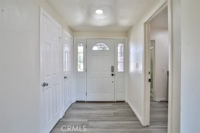 11112 Camellia Avenue, Fountain Valley CA: https://media.crmls.org/medias/7cc40650-38e6-40fb-96c1-7030c02c99eb.jpg