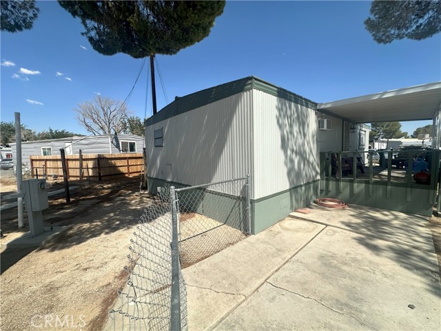 1258 Rosamond Boulevard, Rosamond CA: https://media.crmls.org/medias/7cc4ea73-3f85-4b99-81d4-7c36fb3aa903.jpg