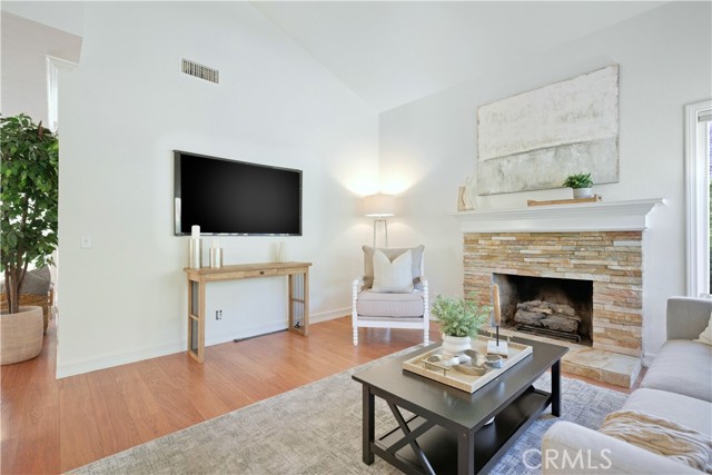 Detail Gallery Image 7 of 42 For 6371 Country Club Dr, La Verne,  CA 91750 - 3 Beds | 2 Baths