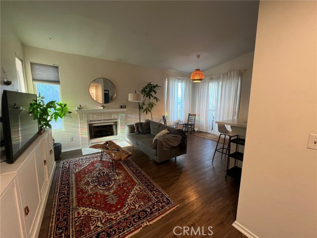 Detail Gallery Image 17 of 33 For 2402 Pleasant Way #H,  Thousand Oaks,  CA 91362 - 2 Beds | 1 Baths