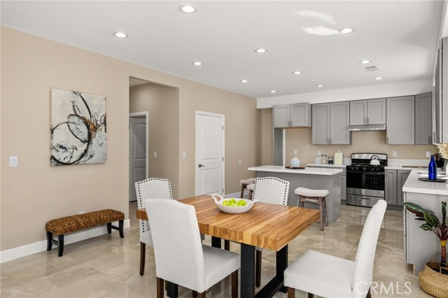 566 N Marvin, San Bernardino CA: https://media.crmls.org/medias/7cc67ad6-8315-4a02-8c24-642fb52b95eb.jpg