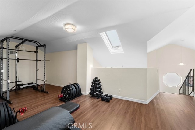 221 Violet Avenue, Monrovia CA: https://media.crmls.org/medias/7cc6e8f4-8faf-404c-b619-c7ef2a7613b2.jpg