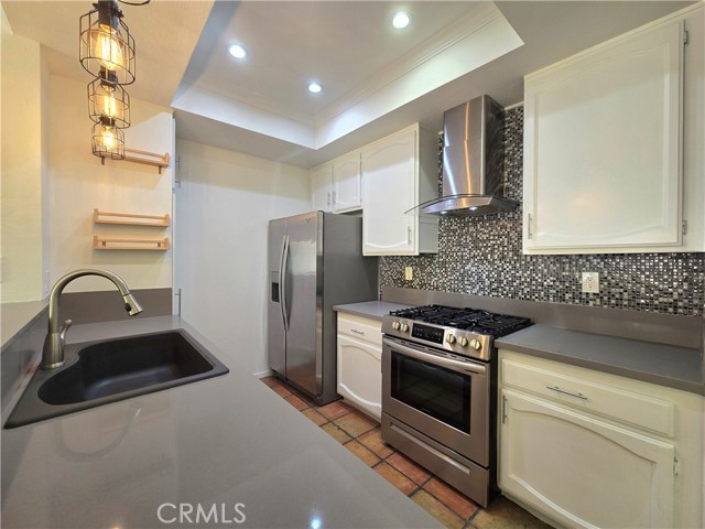 Detail Gallery Image 20 of 44 For 12355 Chandler Bld #202,  Valley Village,  CA 91607 - 2 Beds | 2 Baths