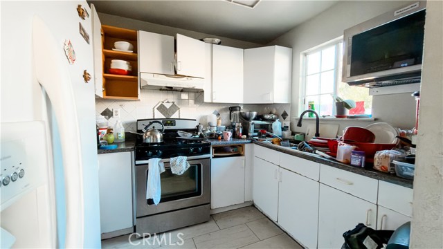 Detail Gallery Image 30 of 32 For 2719 Xavier, East Palo Alto,  CA 94303 - 7 Beds | 4 Baths