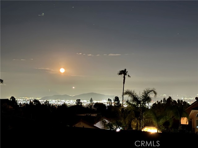 8321 La Senda Road, Rancho Cucamonga CA: https://media.crmls.org/medias/7cc8fd6f-0950-4b1a-9773-9360a13d77d3.jpg